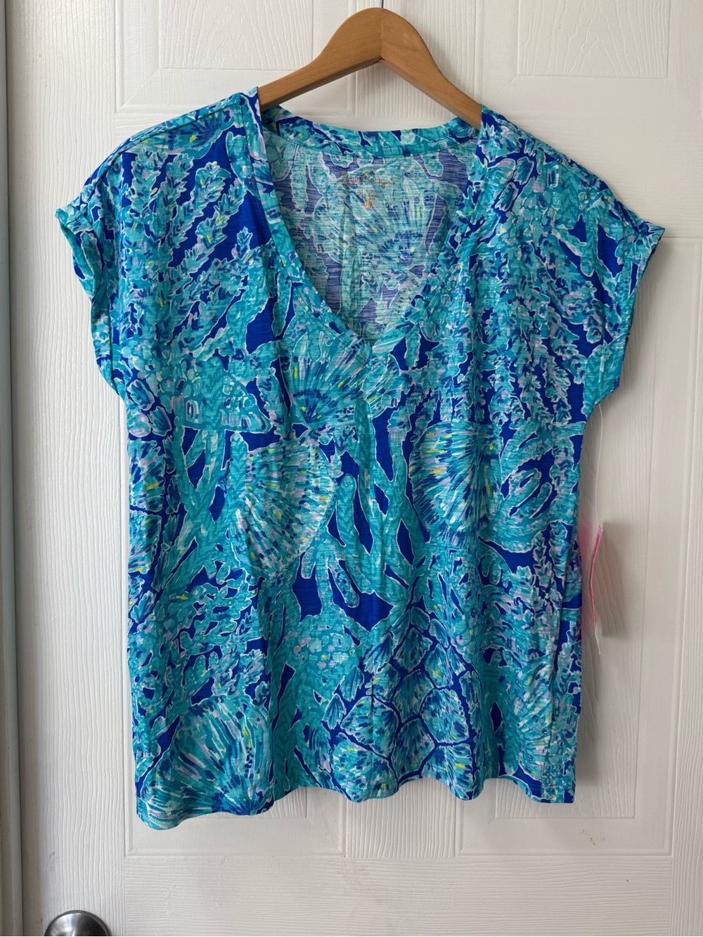 Lilly Pulitzer Blue & Teal V-Neck Short Sleeve Top